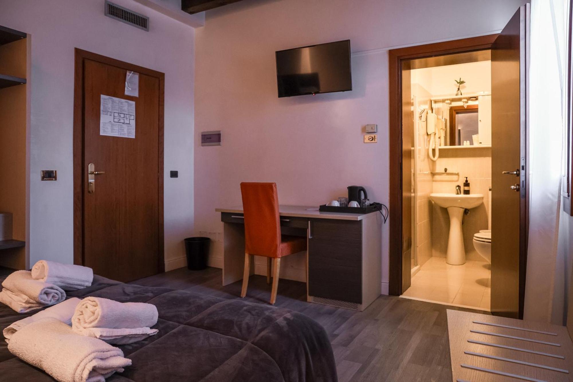 Hotel Sara