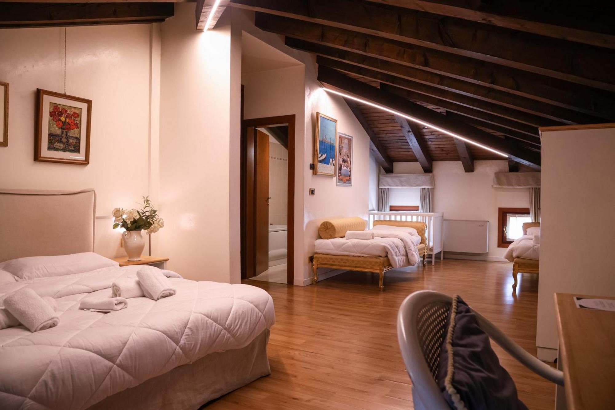 Sara Hotel
